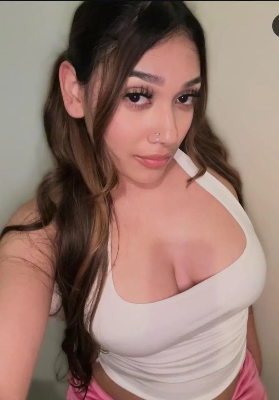 Young College Escorts In Mumbai At Cheap Rates 0