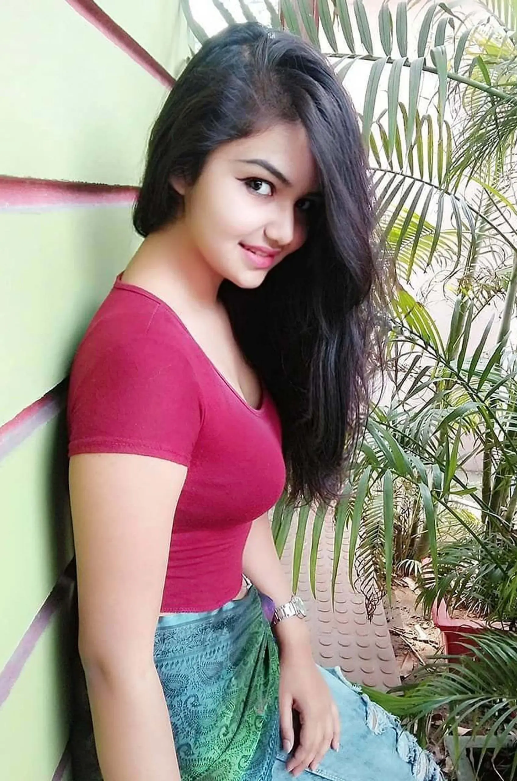 Slim Allahabad Escorts For Hot & Intimate Romance 0