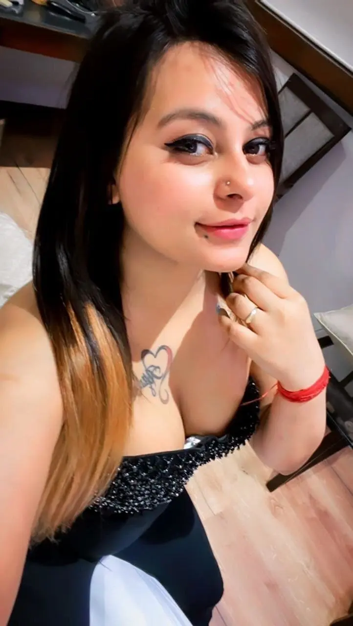 Air Hostess Escorts In Delhi Available At Aerocity 0
